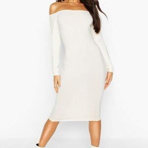 Boohoo Jumbo Ribbed Off The Shoulder
Midi Dress size 4